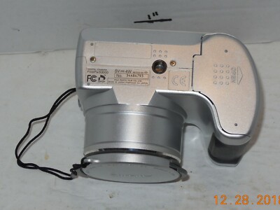 Fujifilm FinePix S Series S3000 3.2MP Digital Camera - Silver