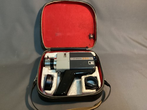 LOT OF CHINON PROJECTOR AND 2 CAMERAS. INCLUDES MODELS C300. 200 AND DART 3X - Picture 6 of 7