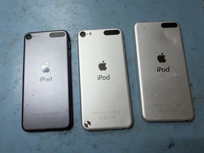 Apple iPod touch A1574 Plus 2 Others All 3 Broken And Need Work