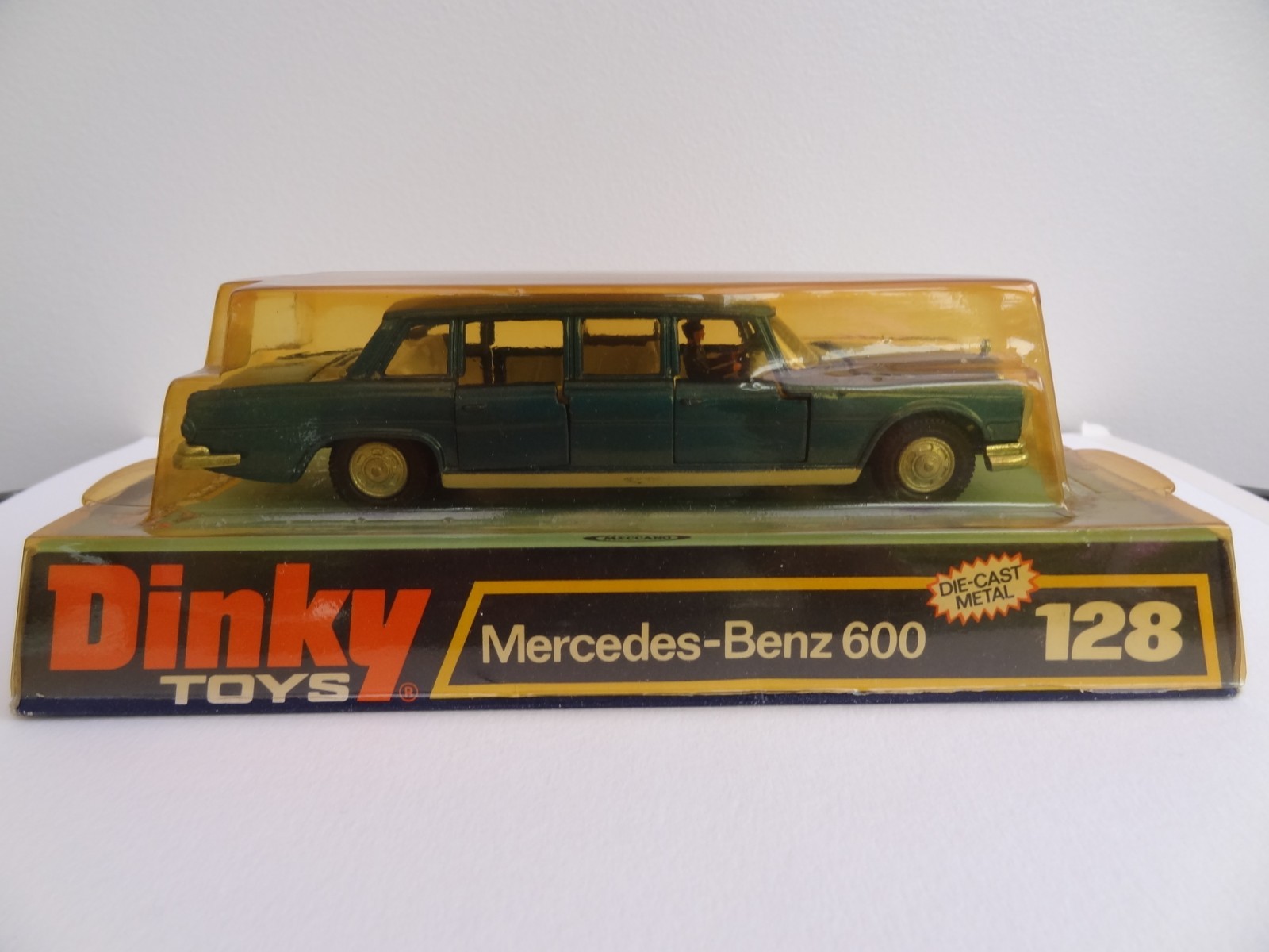 Dinky 128, Mercedes-Benz 600 - Free Price Guide & Review