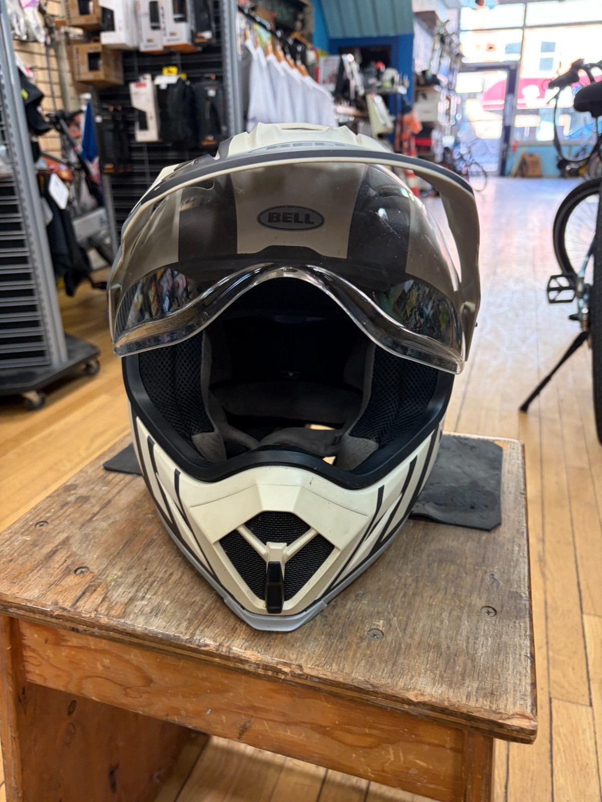 Bell MX-9 Adventure MIPS Helmet Size Med 57cm-58cm