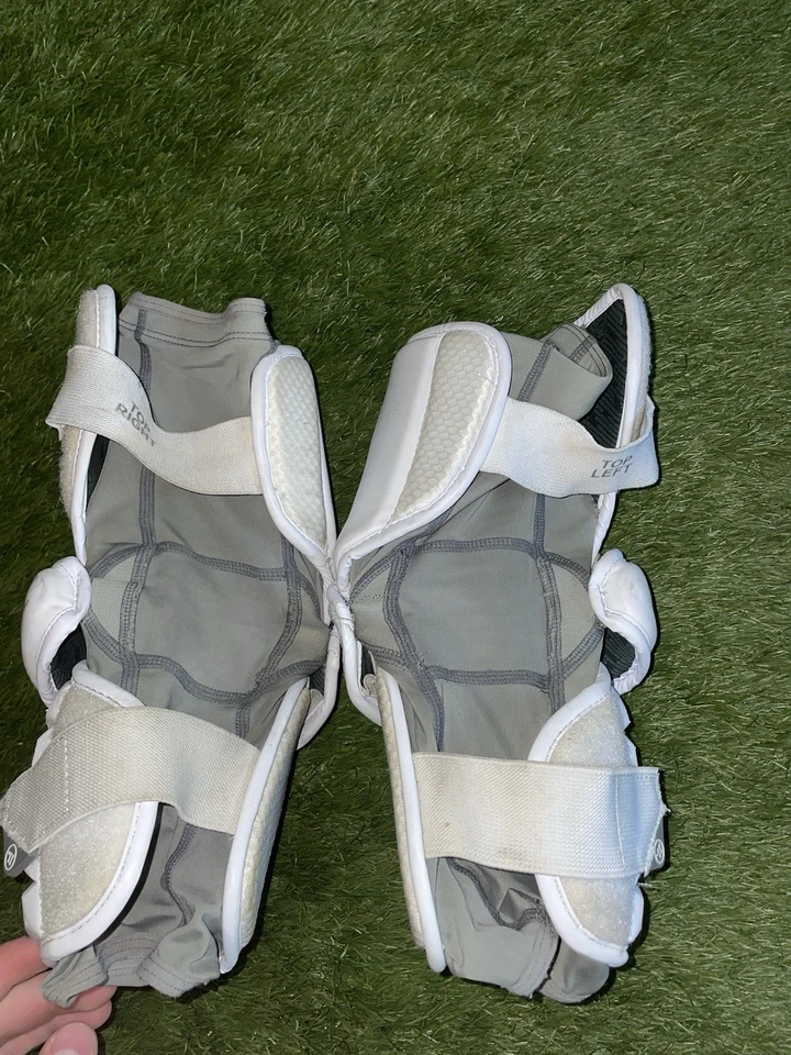 Guardabarros de brazo de lacrosse Warrior Evo Pro Foto 2 de 2