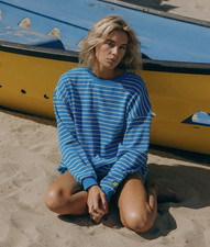 DAILY DRILLS Women  s Oversized Striped Crewneck Pullover Sweatshirt Logo S