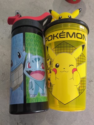 Pokémon Becher x 2 Plastik Saftbecher & Strohhalme 