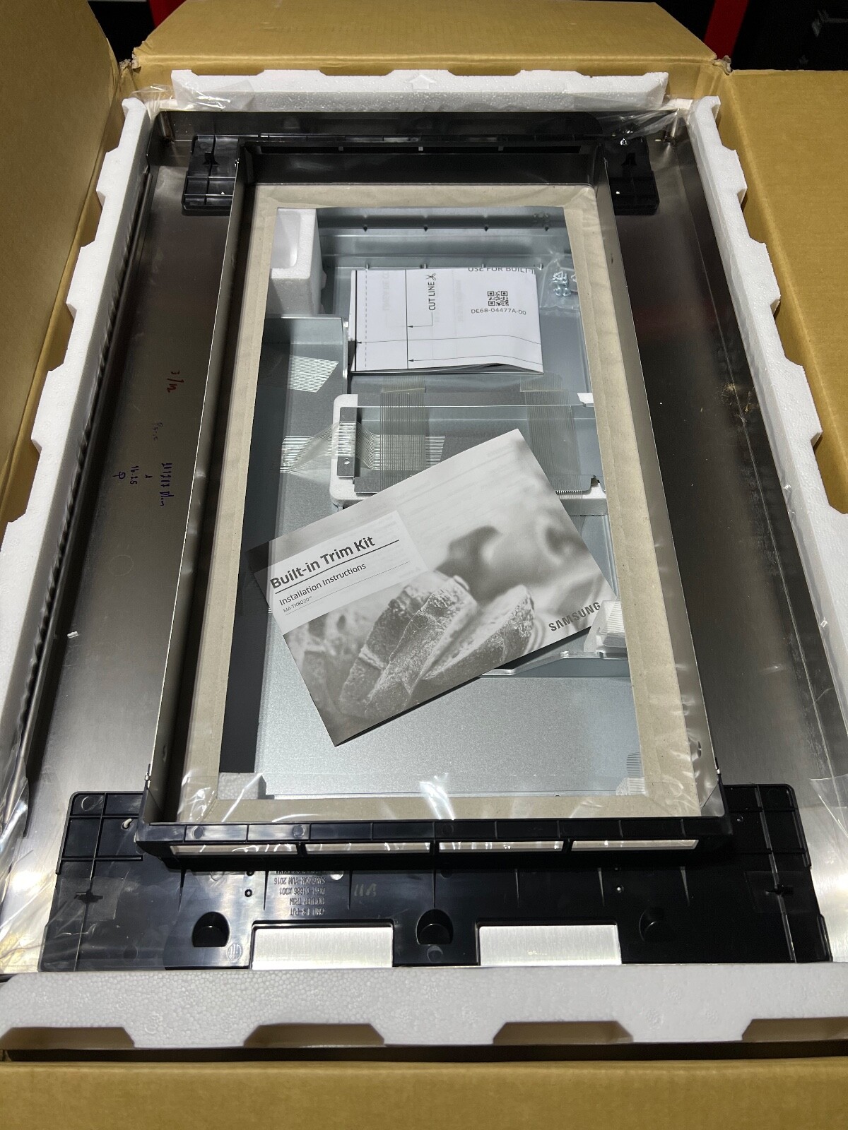 Samsung+MATK8020TG2FAA+3022+Black+Stainless+Steel+Countertop+Microwave+Trim+Kit for sale