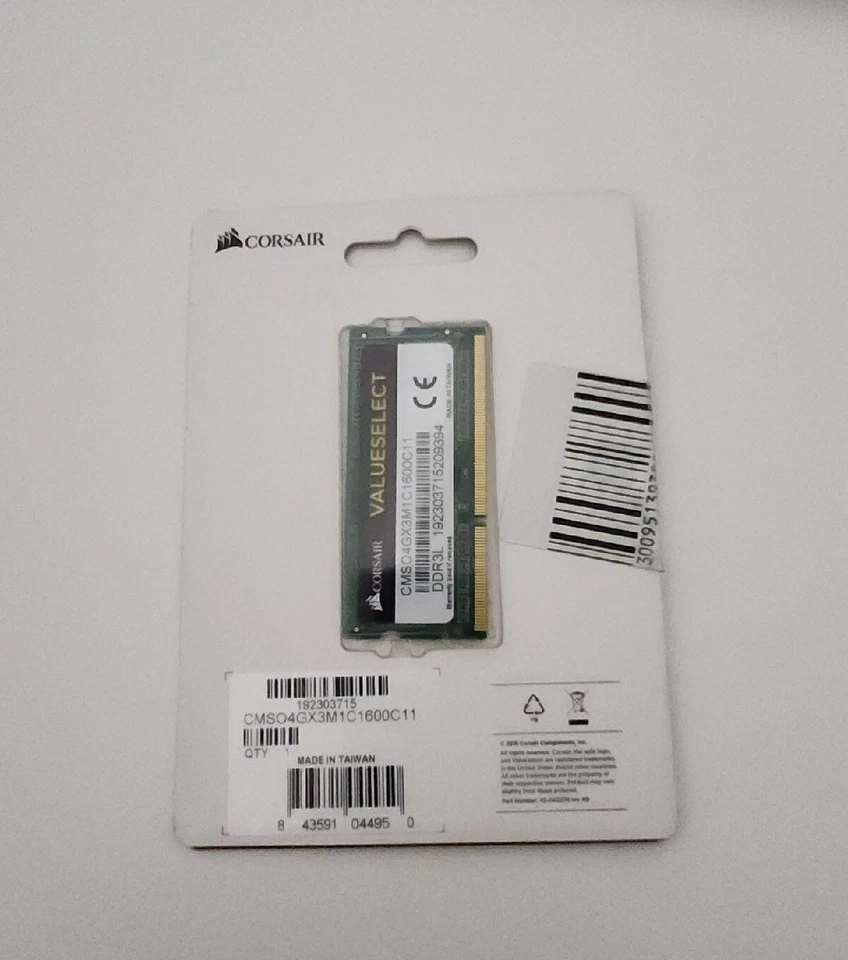 Corsair ValueSelect 4GB 1x4GB 1600MHz DDR3L Memory New and Sealed - Image 2 of 2