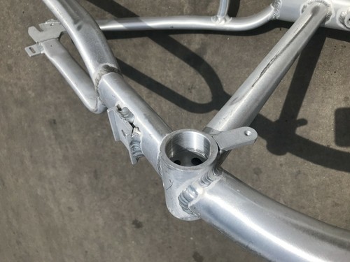 Silver Felt Faker Gas Frame 3.4L & 44T Wide Crank, Headset & Petcock-Motor Bike - Picture 9 of 12