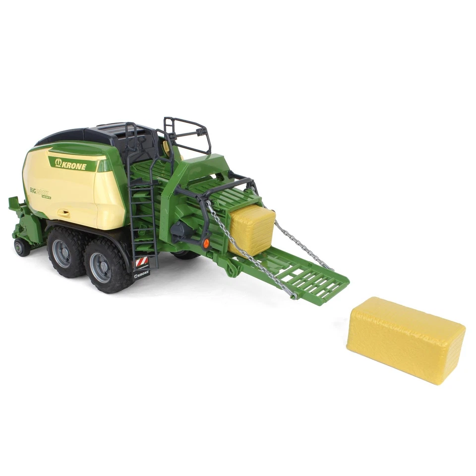 Bruder 1/16 Krone BiG Pack 1290 HDP VC Baler with 2 Hay Bales 02033 - Image 4 of 4