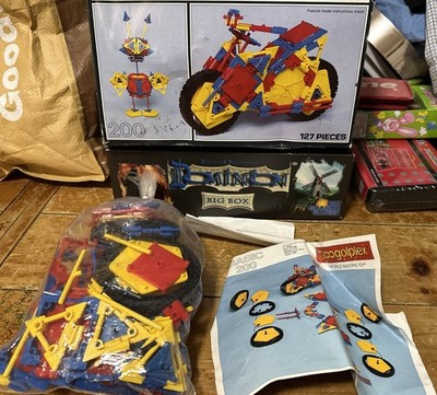Arlington Hews Googolplex Space Building Toy 127 Puece Basic Motorcycle