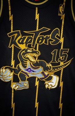✓ Toronto Raptors Vince Carter Black & Gold Mitchell & Mess NBA