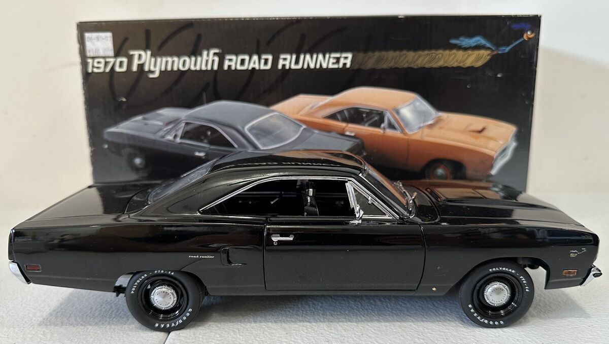 GMP 1970 PLYMOUTH ROAD RUNNER G1803108 /996 LIMITED EDITION GMP 1970 PLYMOUTH ROAD RUNNER G1803108 /996 LIMITED EDITION