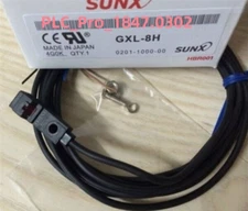 GXL-8H 1PCS Brand New Panasonic SUNX GXL-8H Proximity Sensor  Fast delivery