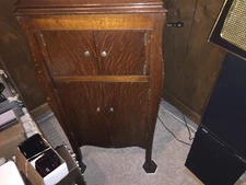 ANTIQUE RCA VICTOR TALKING MACHINE VICTROLA Wind Up Record Player, Phonograph