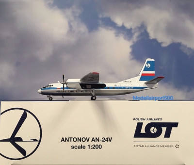Herpa Wings  1:200  Antonov AN-24B  LOT Polish Airlines  572996 Modellairport500