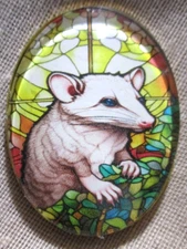 XL GLASS PIC BUTTON "STAINED GLASS" SERIES - OPOSSUM POSSUM IN PLANTS - 1-1/2