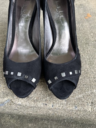 Nicole Miller New York Gun Metal Nieten schwarz High Heel Peeptoe Heels Größe 9M - Bild 7 von 8