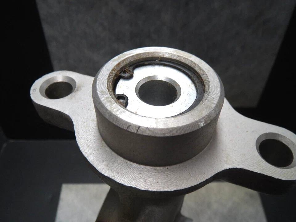 Cilindro maestro de freno para 95-97 Mazda B2300 B3000 B4000 Hecho en EE. UU. ¡Envío rápido! Foto 4 de 4