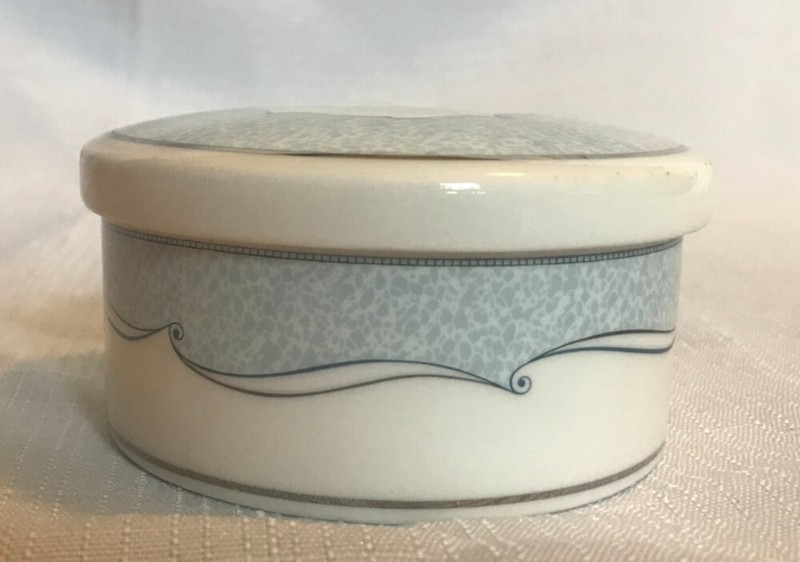 Wedgewood Bone China Blue Silver Scroll Trinket, Great Condition