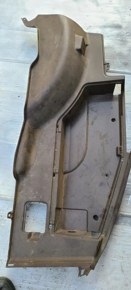 Toyota Celica 1985 OEM 64731-14050 Supra piezas usadas Ra64 original Foto 4 de 4