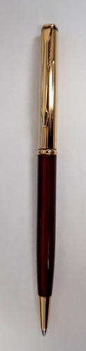 Parker Insignia Maßgefertigter Burgunderrot & Gold Kugelschreiber Hergestellt in den USA In Box *