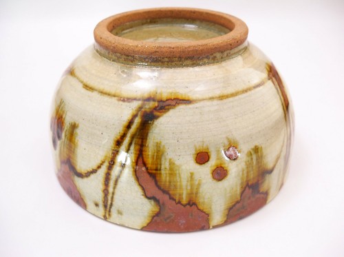 Signed Studio Art Pottery Bowl with Tenmoku Iron Splash Glaze - Picture 7 of 11