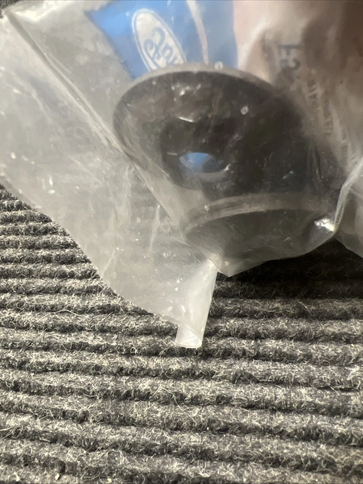 Bolsa de 4 arandelas estabilizadoras de enlace Ford OEM 15-23 E-350 Super Duty F5TZ18041AA Foto 4 de 4