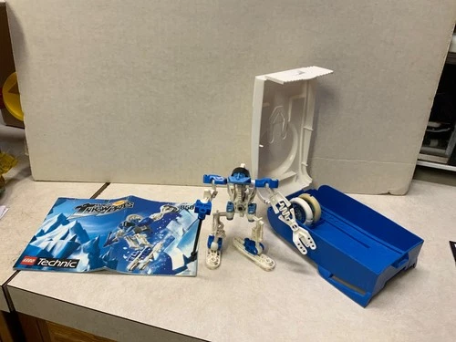 Lego Technic: Throwbot/Slizer: Ski / Ice Set 8501 - w/  Case Disks and  Manual