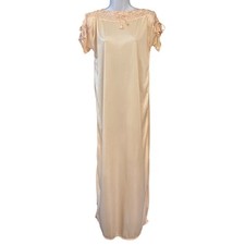Vintage Nightgown Coquette Balletcore Romantic Delicate Bridal Lingerie Peachy