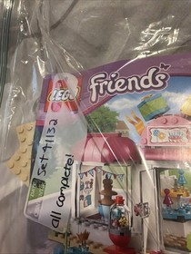 LEGO Friends: Heartlake Party Shop (41132)