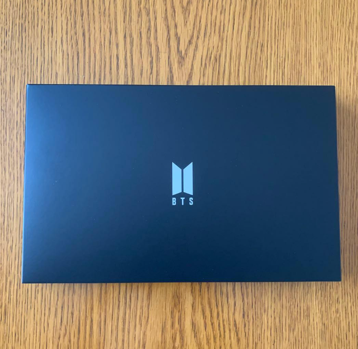 BTS MERCH BOX 20 Full Set New Official ARMY Membership Merch Pack