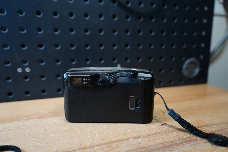 (O) Pentax IQZoom 140M 35mm Point & Shoot Film Camera - Image 4 of 4