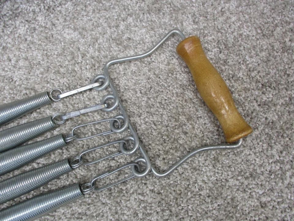 Vintage Chest Expander 5 Spring Resistance Exercise Workout Tool Wood Handles - Image 2 of 4