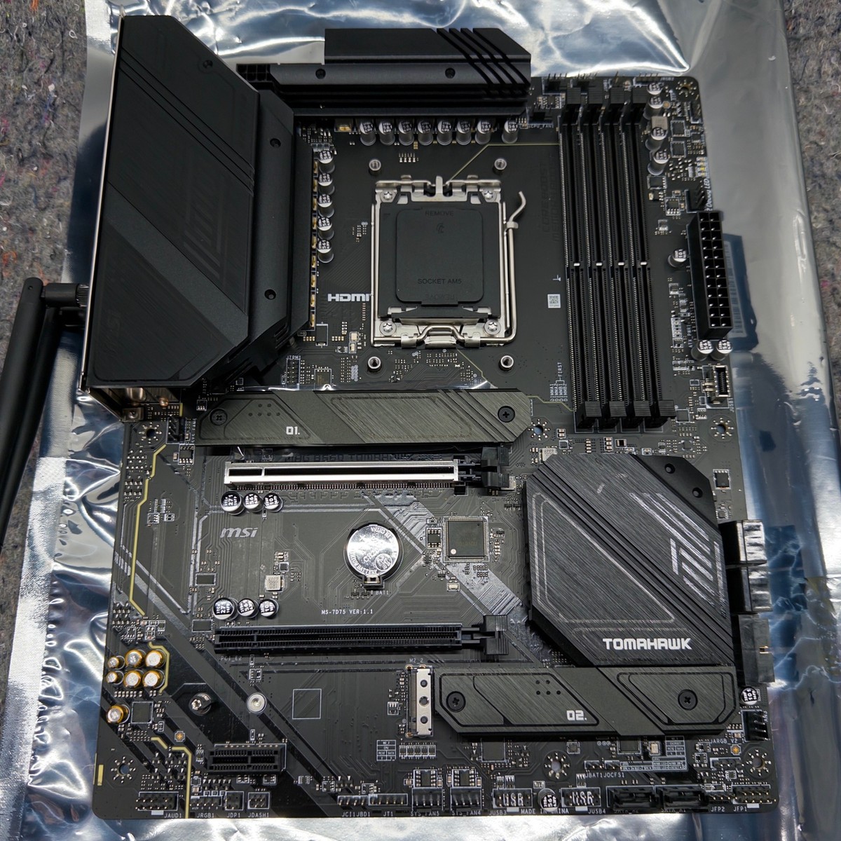 MSI MAG B650 TOMAHAWK WIFI AM5 AMD ATX Gaming Motherboard with