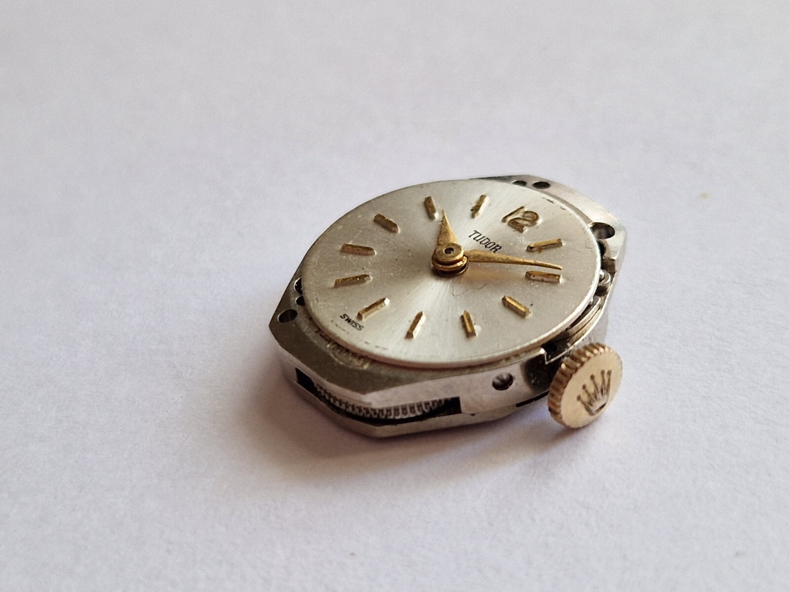 Vintage Ladies TUDOR watch movement complete and genuine Rolex crown