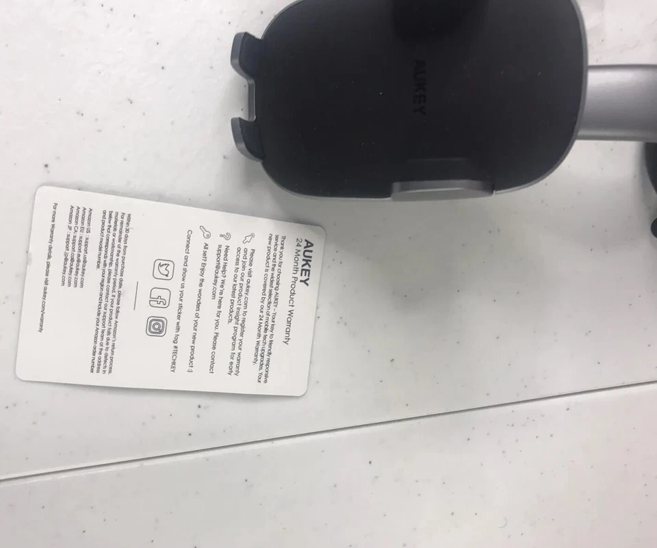 Aukey Dashboard Phone Mount Gray & Black HD-C50 New in Box - Image 4 of 4