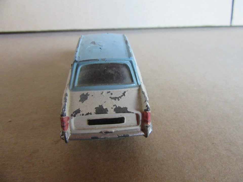 389H Vintage Dinky 189 England Triumph Herald Bicolore 1:43 - Photo 4/4