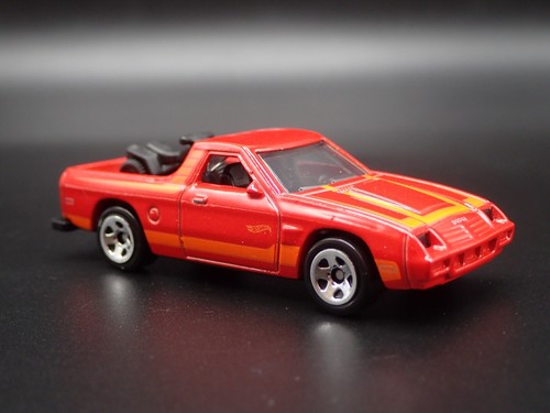 Camioneta Dodge Rampage 1982 Roja Modelo A Escala 1/64 Coleccionable De Diecast - Imagen 5 de 8