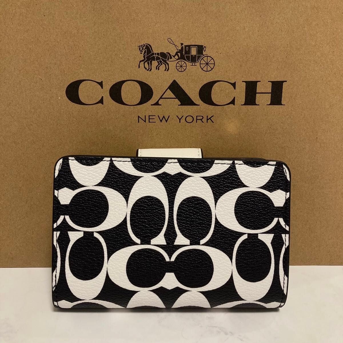 新品★COACH ケース ブラック ホワイト COACH（コーチ） カードケース 新作 新品 カード コイン キーケース