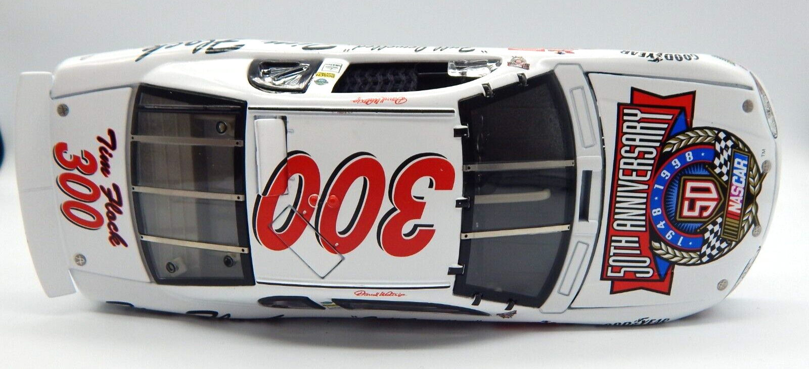 NIB 124 ELITE Diecast carsNascar Darrell Waltrip 300 Tim Flock