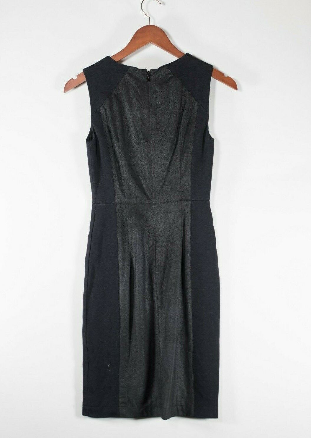 BCBG Maxazria Women's Size 0 XS Black Shift Dress Sleeveless Faux Suede Mini