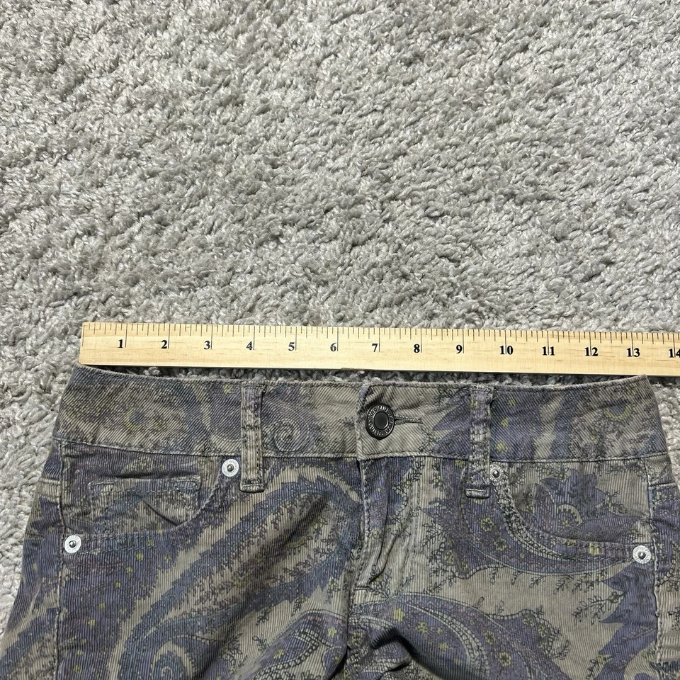 American Eagle Shorts Womens 00 Corduroy Paisley Low Rise Stretch Cut Off 26x3 - Image 4 of 4