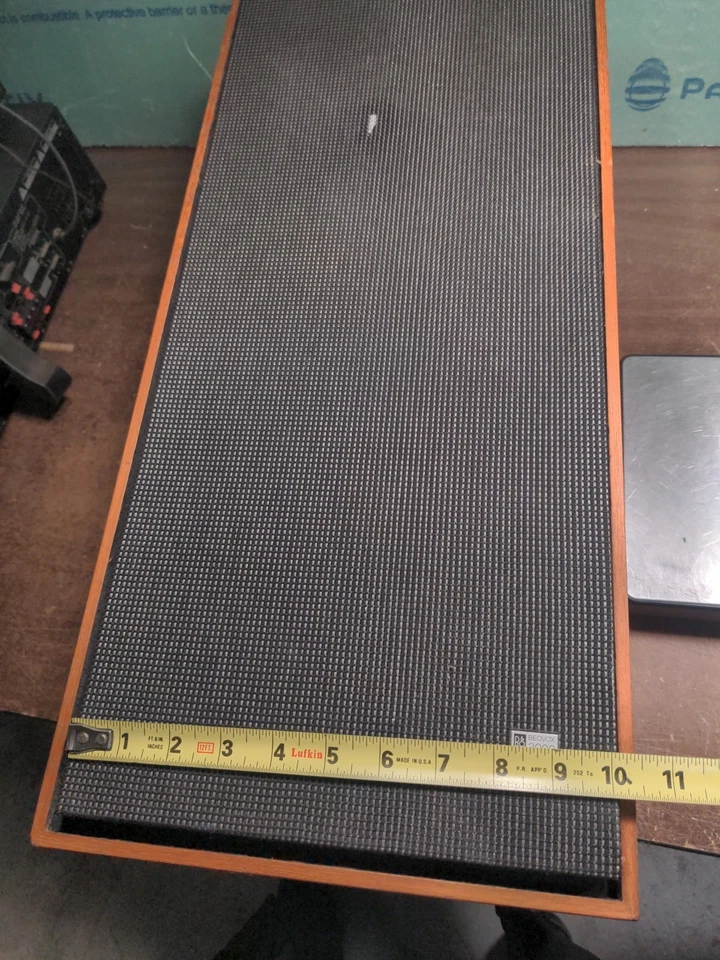 Cubierta de parrilla de altavoz BANG & OLUFSEN B&0 SOLO 24x10 defecto Beovox 3000  Foto 4 de 4