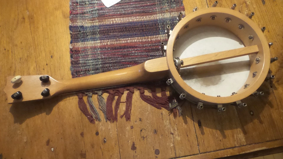 Vintage CONCERTONE BANJOLELE Banjo, Ukelele - Image 3 of 4