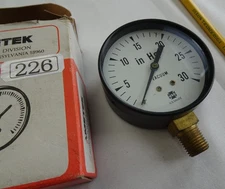 AMETEK USG H-87 PRESSURE GAUGE 47104, 0-30 Hg, 2-1/2" DIA, 1/4" LM (226)