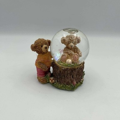 Teddybär auf Baumstumpf Schneekugel Sammlerstück Wasserkugel Snowglobe Gc
