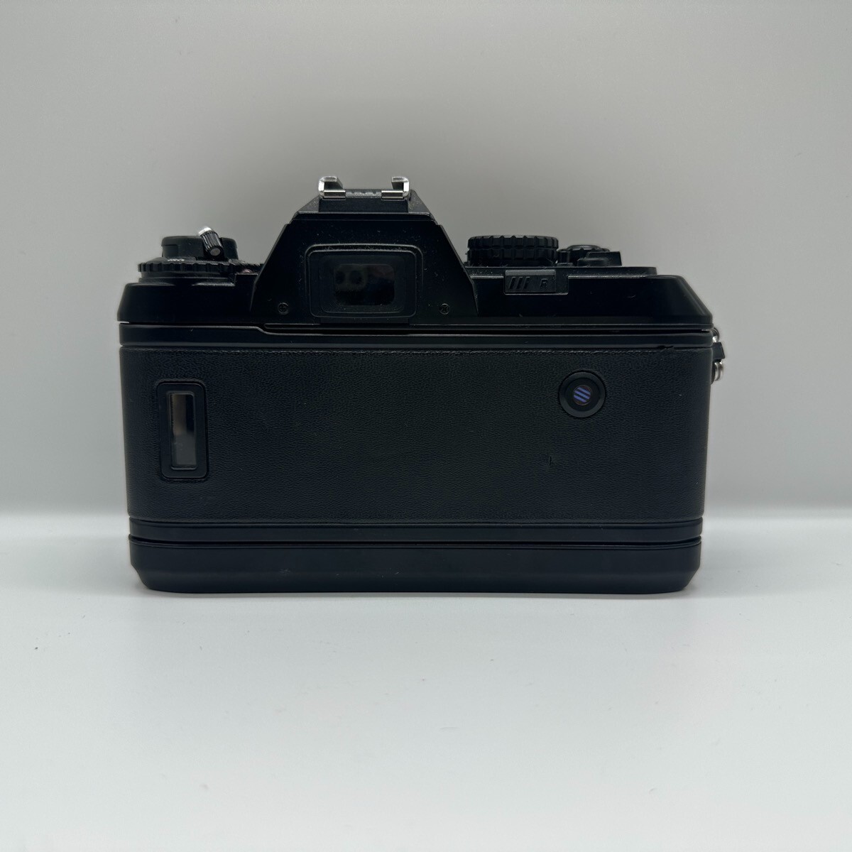 カメラ　NIKON　F501 A Camera – The Nikon F-501 AF – ManOnDaMoon's blog