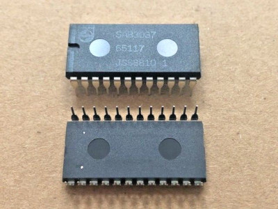 1 Stück Integrierte Schaltung - SAB3037 - Philips - DIP24