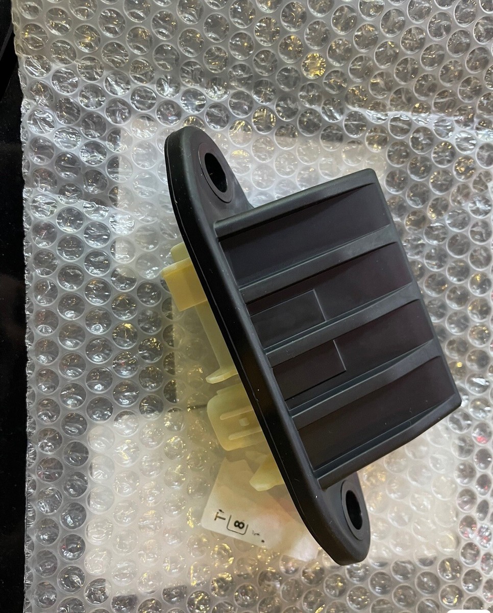 Toyota/Lexus OEM Liftgate Latch Release Switch 84840-42030