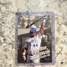 Chili Davis 1998 Ultra Gold Medallion #11G