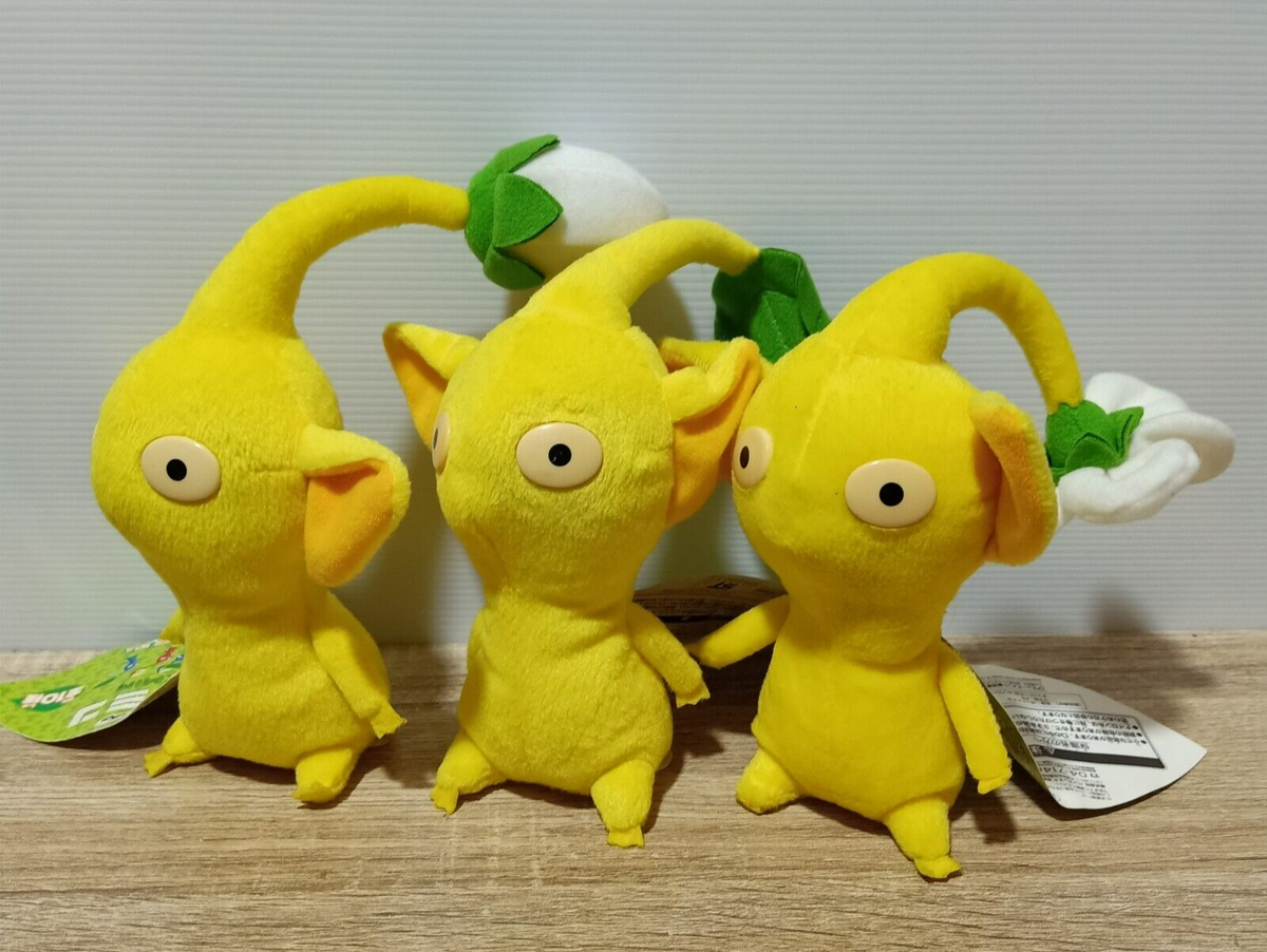 2002 Banpresto Pikmin Yellow Flower Bud Leaf Set of 3 Plush Toy